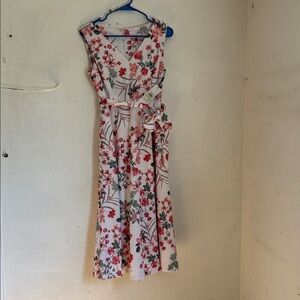 Calvin Klein White floral Dress sleeveless Size 4